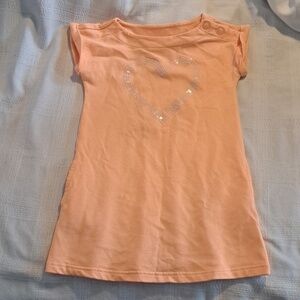 Crazy 8 girls size 5/6 light orange dress with heart sequin design & pockets